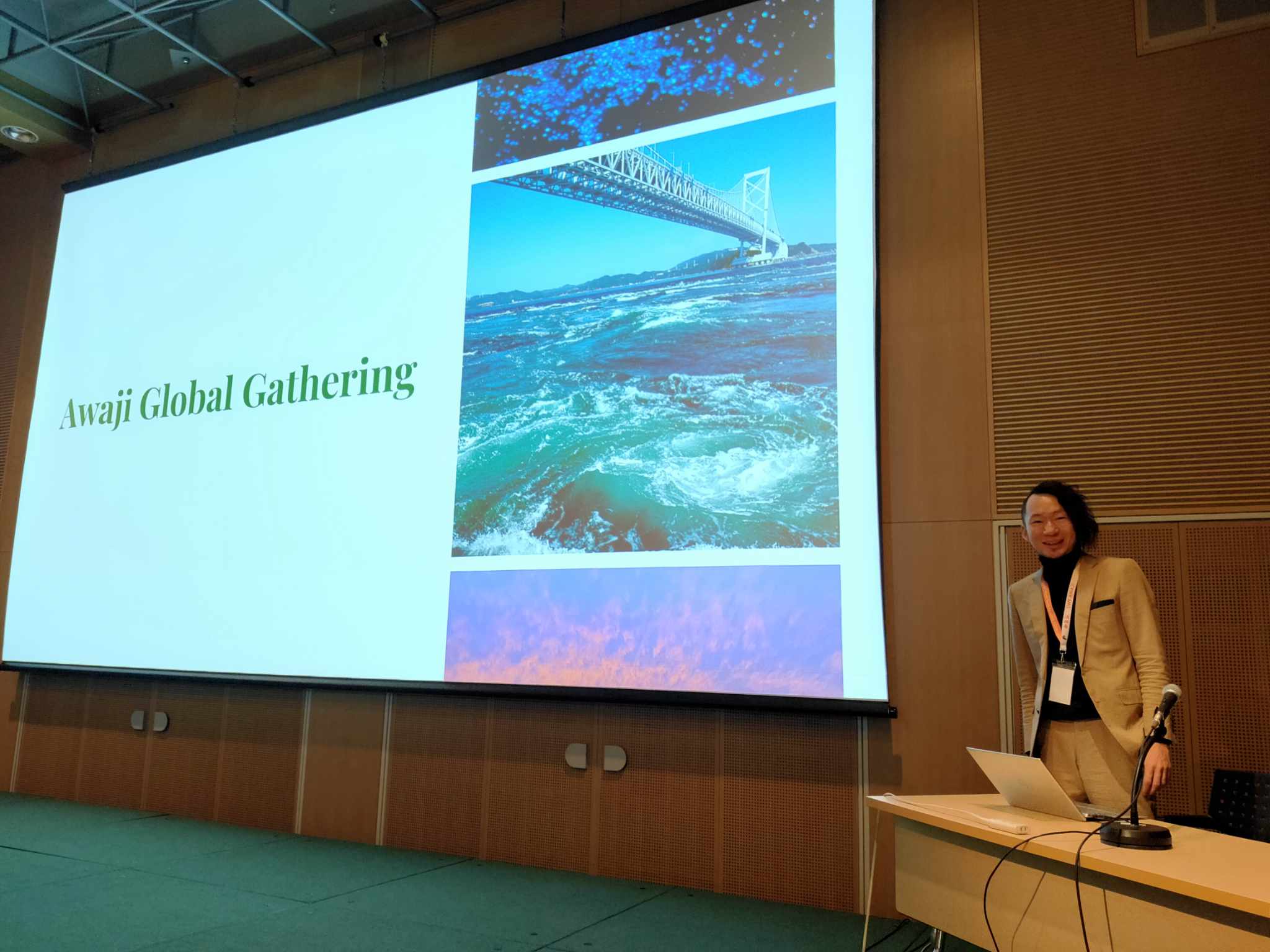 Awaji Global Gatheringで登壇するKOH